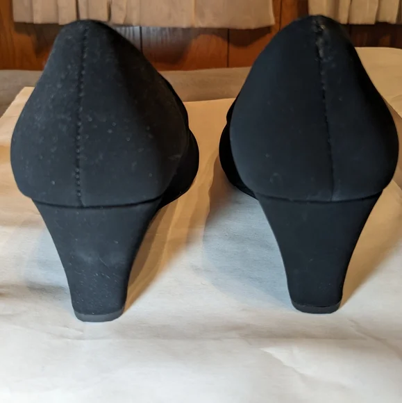 Rialto wedges size 7 - Picture 5 of 8